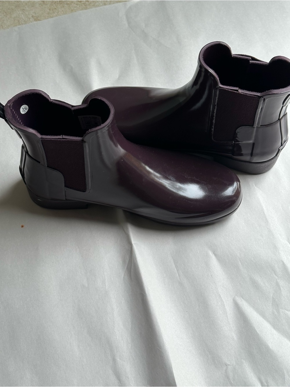 Hunter Women's Glossy Plum Chelsea Rain Booties